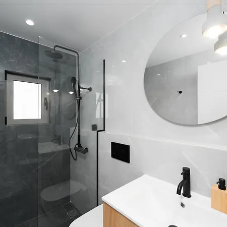 Acropolis View - Stylish Penthouse Daire *